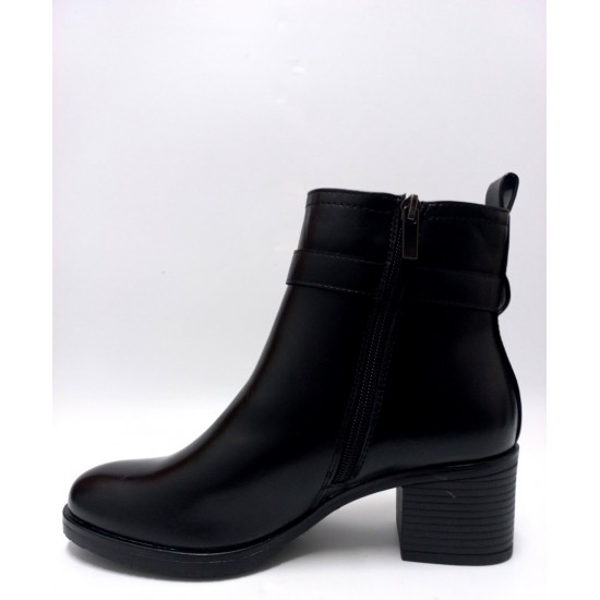 ΓΥΝΑΙΚΕΙΑ ΠΑΠΟΥΤΣΙΑ ΜΠΟΤΑΚΙΑ