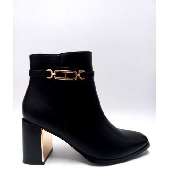 ΓΥΝΑΙΚΕΙΑ ΠΑΠΟΥΤΣΙΑ ΜΠΟΤΑΚΙΑ ΜΑΥΡΑ